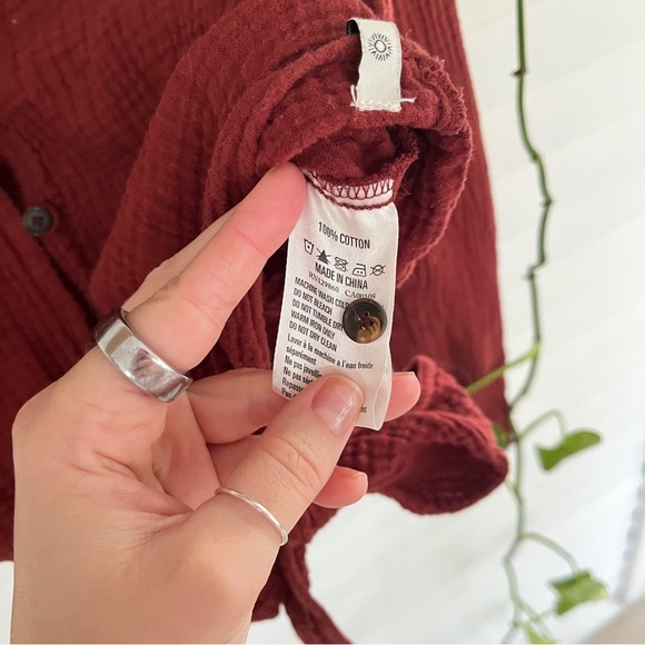 Rhythm. women’s long sleeve tie waist button down burgundy - Picture 3 of 4